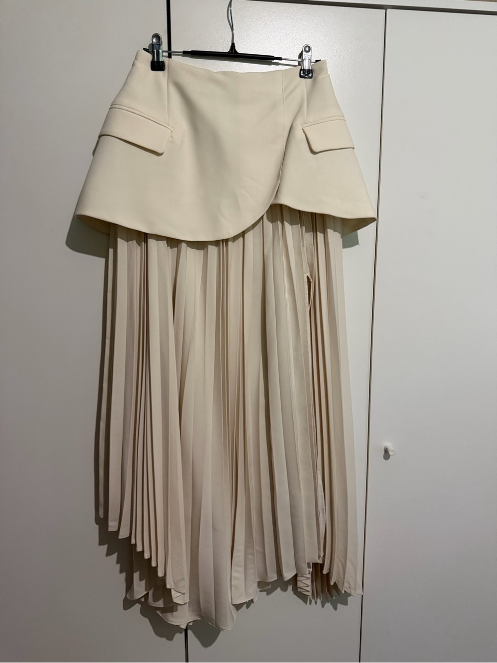 Cream skirt with Hidden Back Zipper